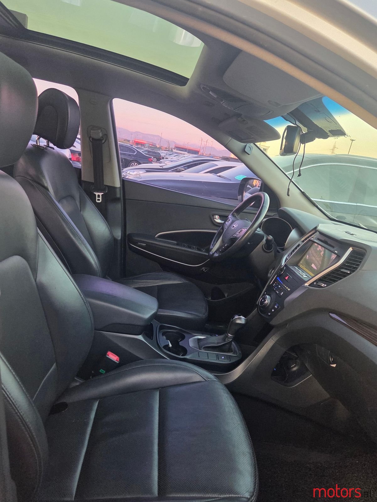 2014' Hyundai Santa Fe photo #5