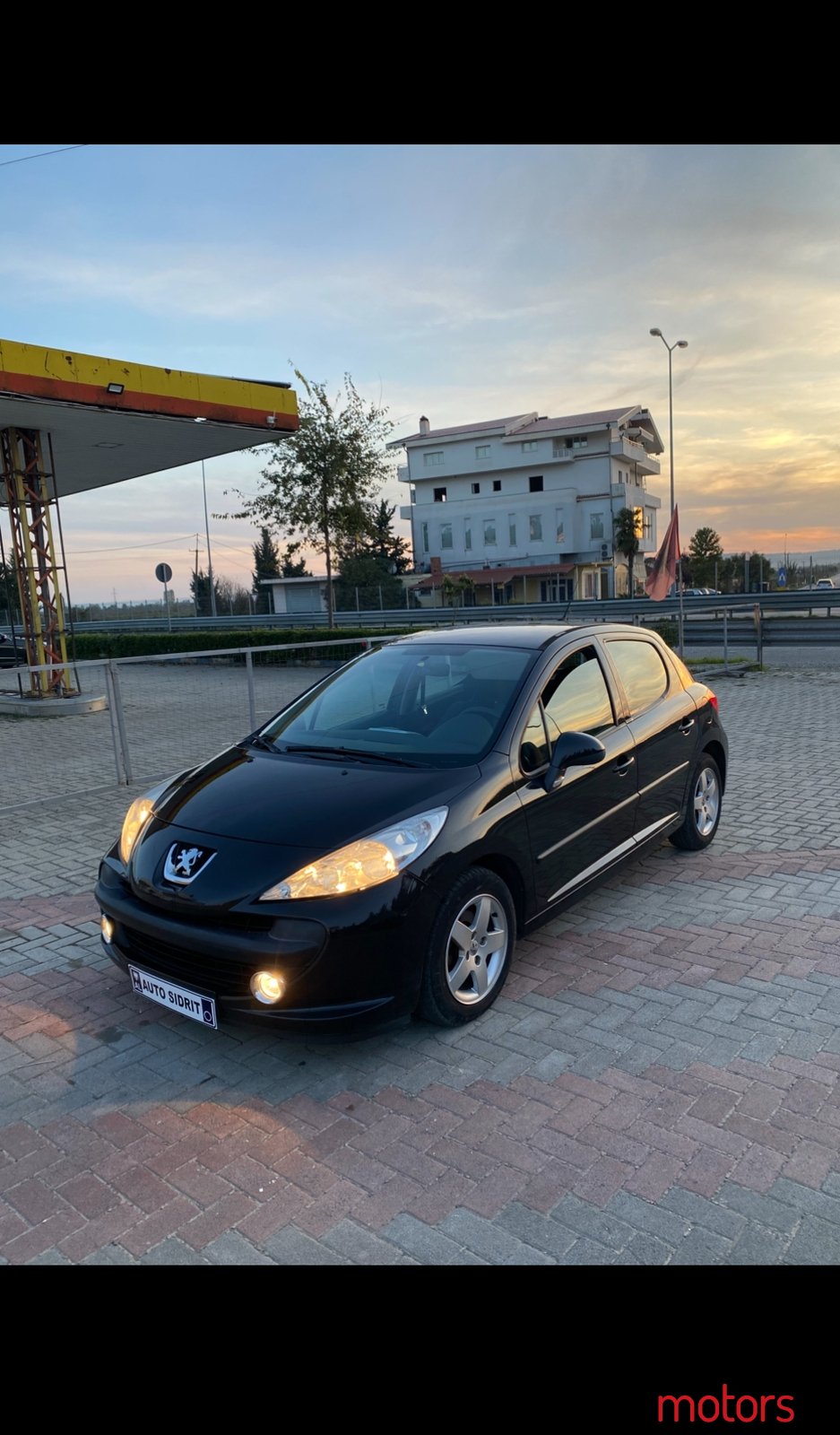 2009' Peugeot photo #4