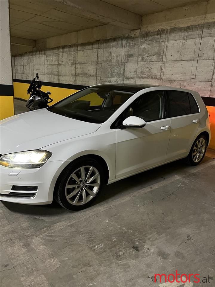 2013' Volkswagen Golf photo #6