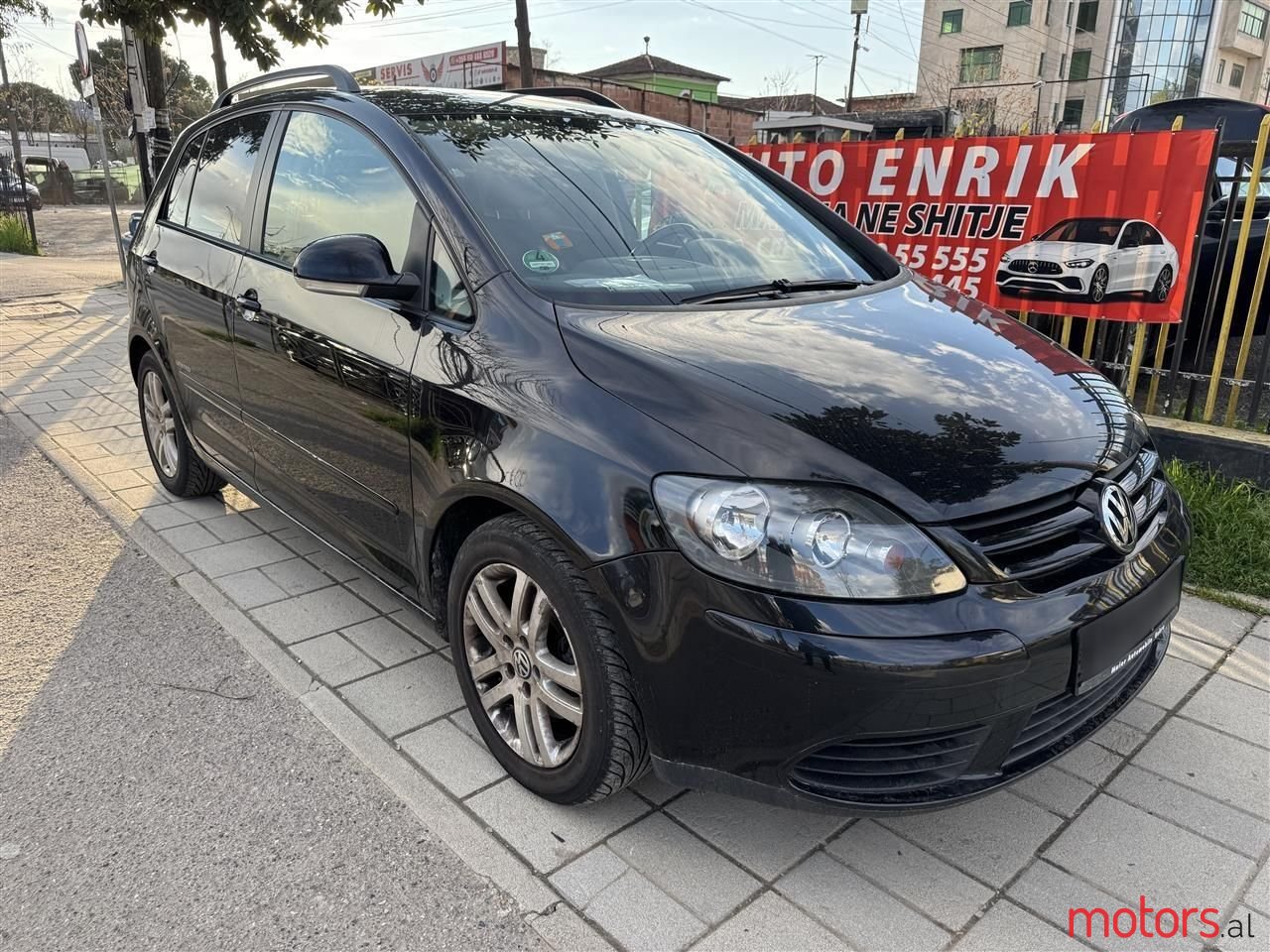 2008' Volkswagen Golf Plus photo #3