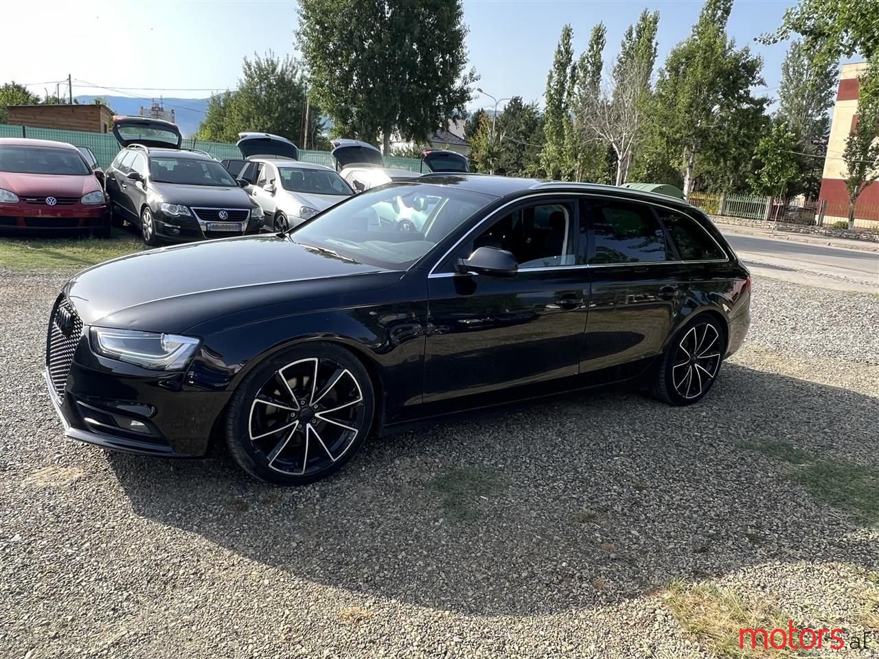 2013' Audi A4 photo #1