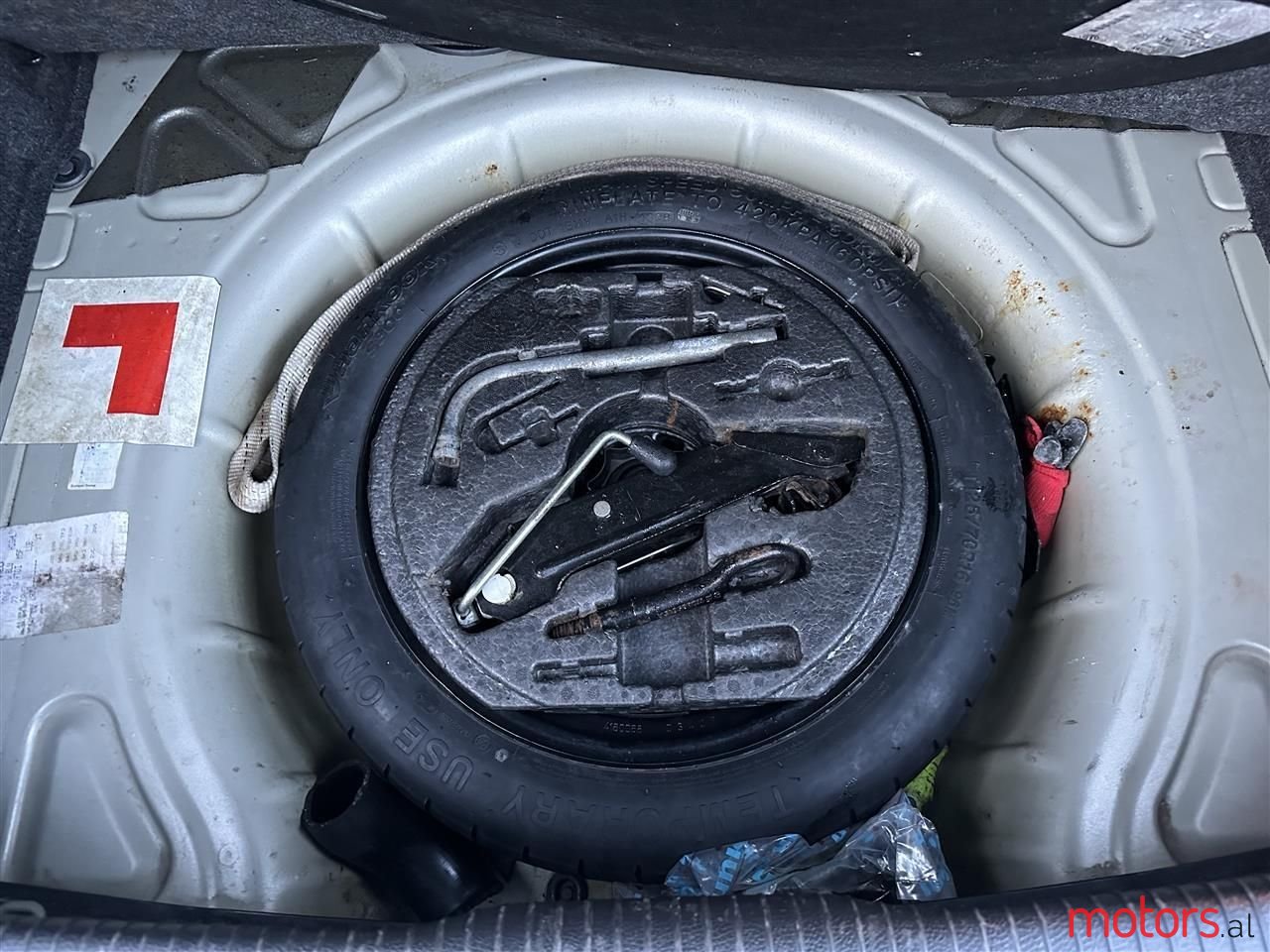 2009' Volkswagen Golf photo #3