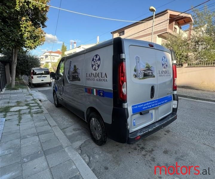 2008' Renault Trafic photo #3