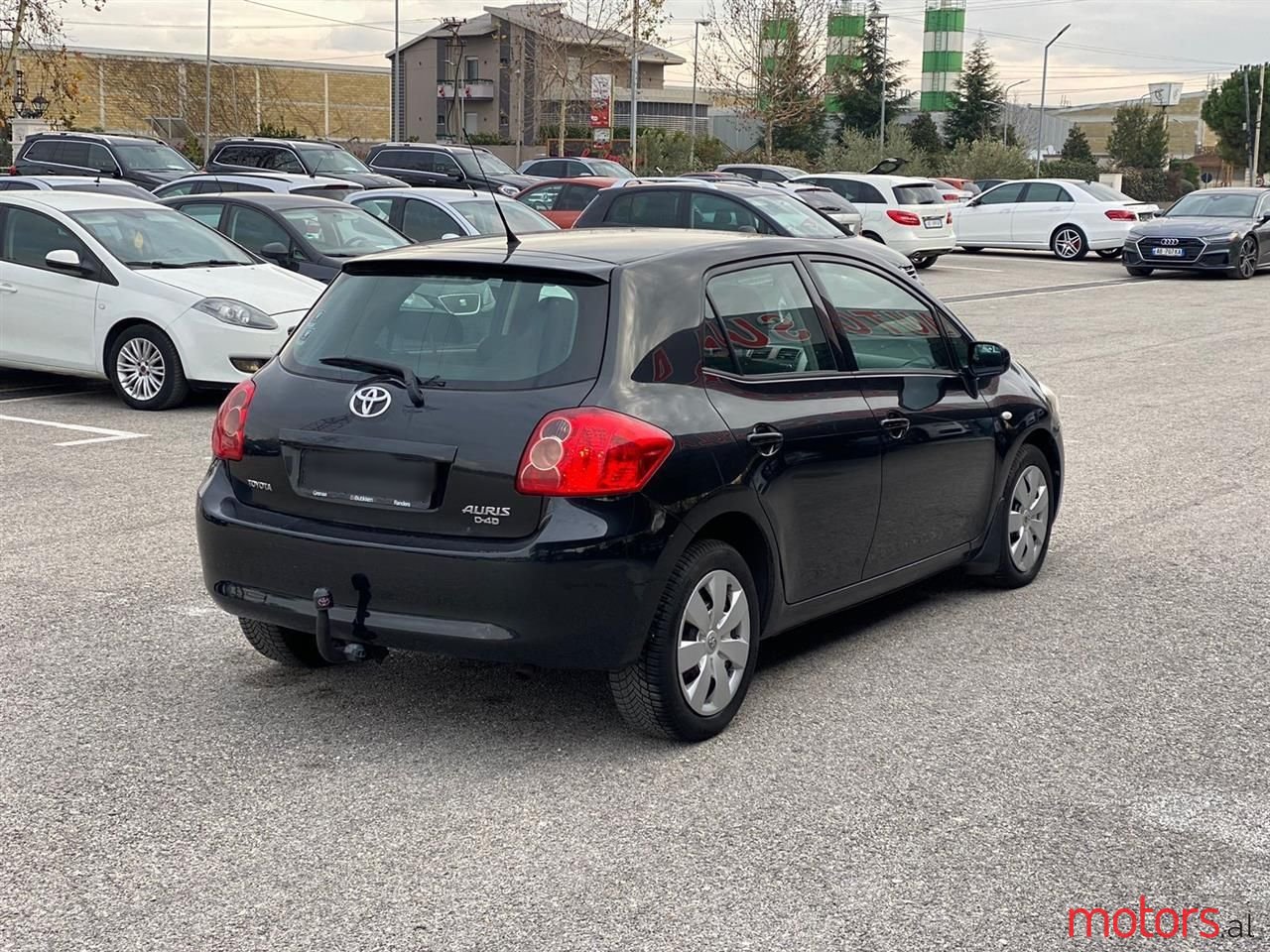 2007' Toyota Auris photo #3