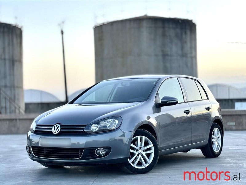 2013' Volkswagen Golf photo #1