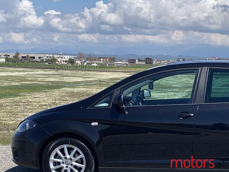 2010' SEAT Altea photo #3