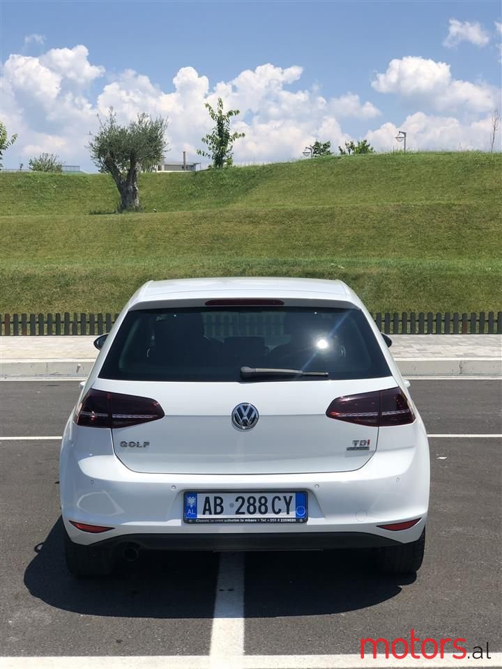 2013' Volkswagen Golf photo #6