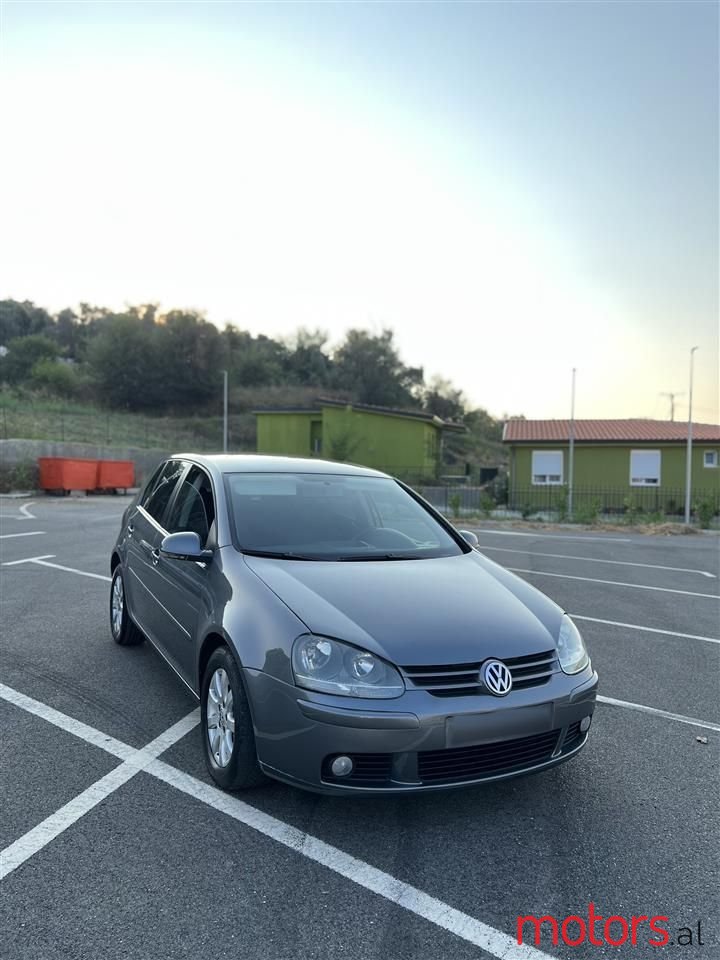 2007' Volkswagen Golf photo #3