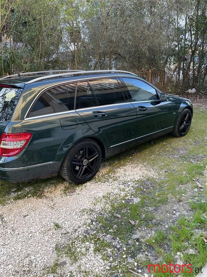 2009' Mercedes-Benz C 200 photo #2