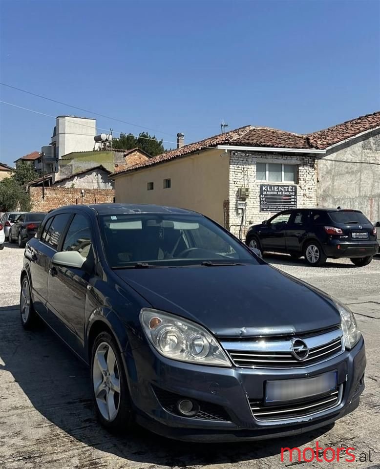 2008' Opel Astra photo #2