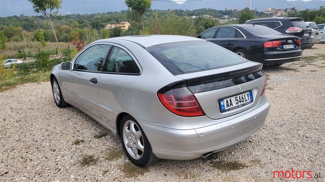 2002' Mercedes-Benz C 200 photo #4