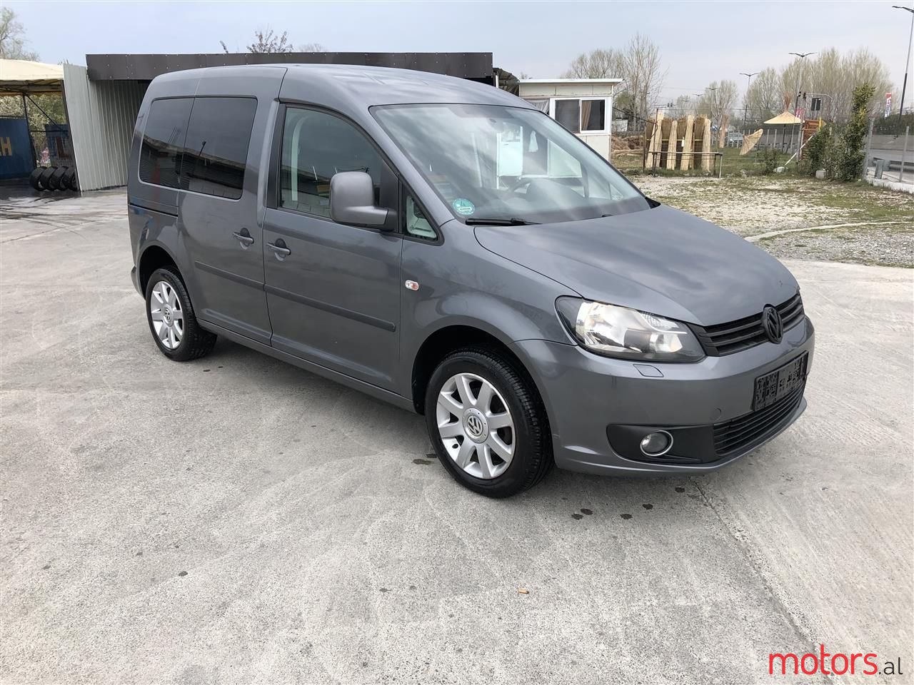 2013' Volkswagen Caddy photo #3