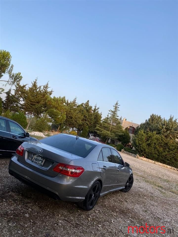 2010' Mercedes-Benz 350 photo #5