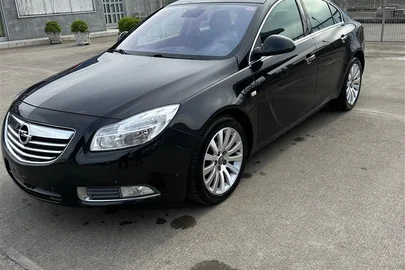 2010' Opel Insignia