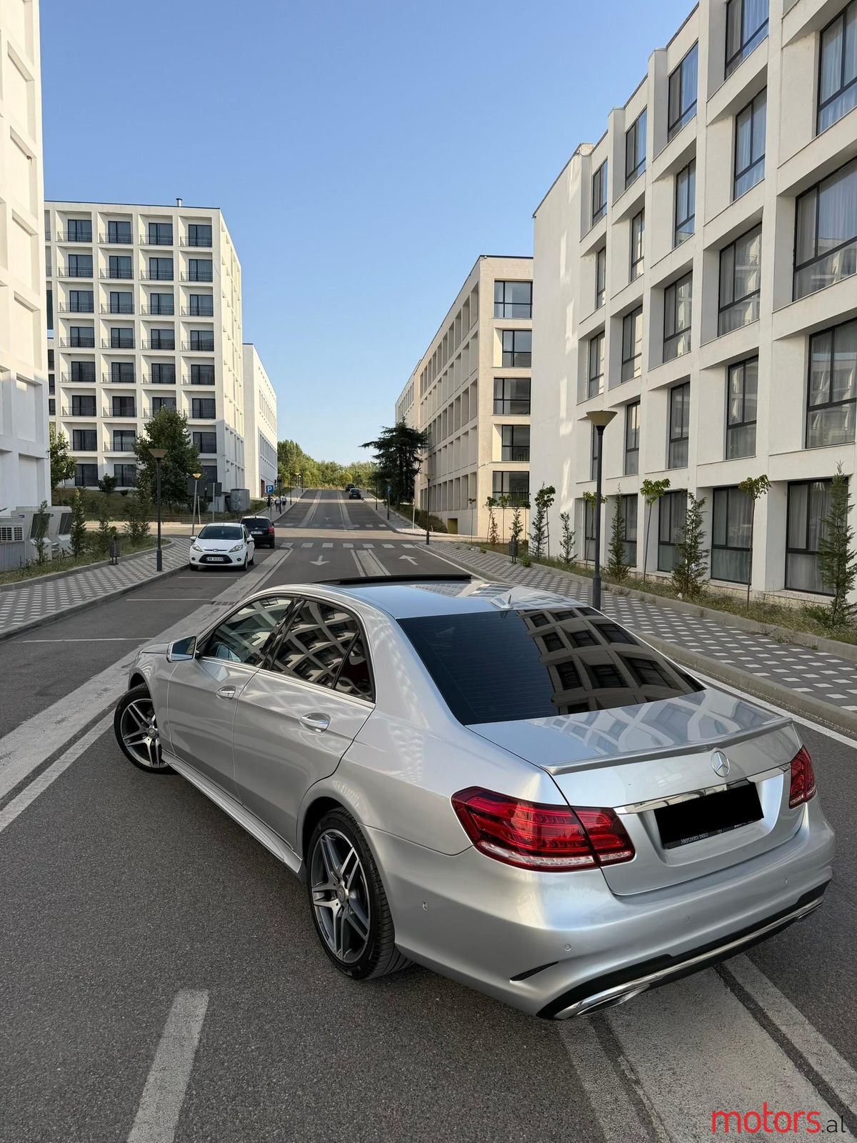 2014' Mercedes-Benz E 220 photo #3
