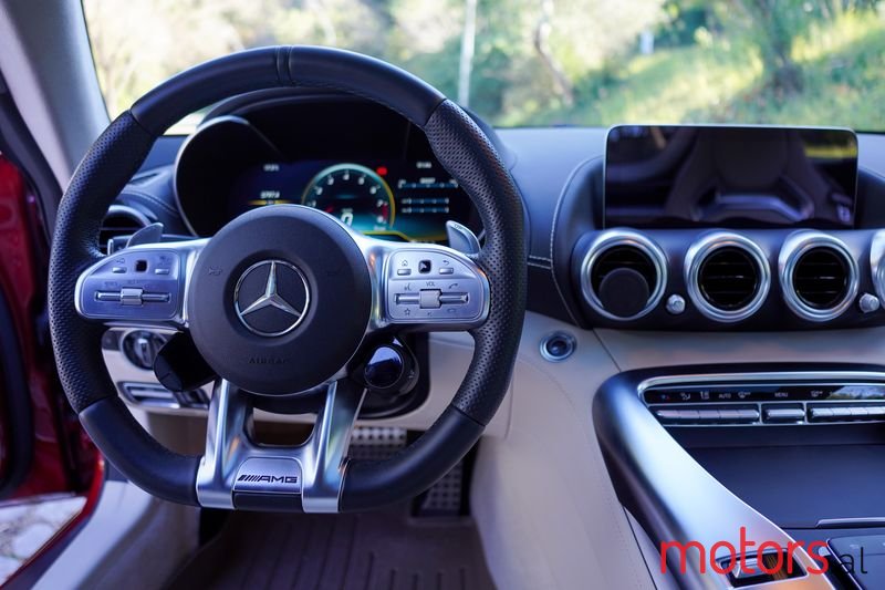 2019' Mercedes-Benz AMG GT photo #7