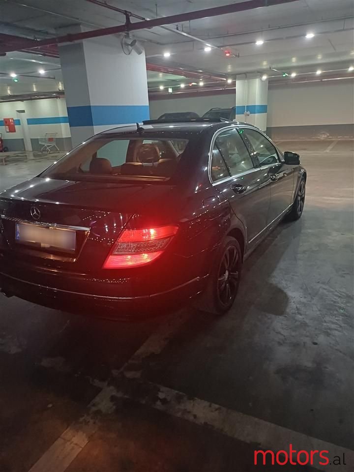 2011' Mercedes-Benz C 180 photo #1