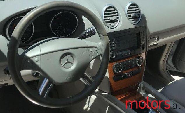 2007' Mercedes-Benz ML-Class photo #1