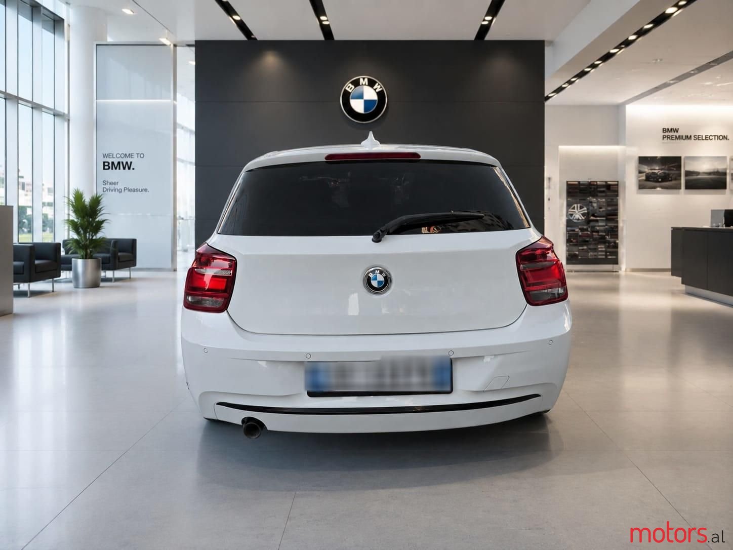 2012' BMW 120 photo #6