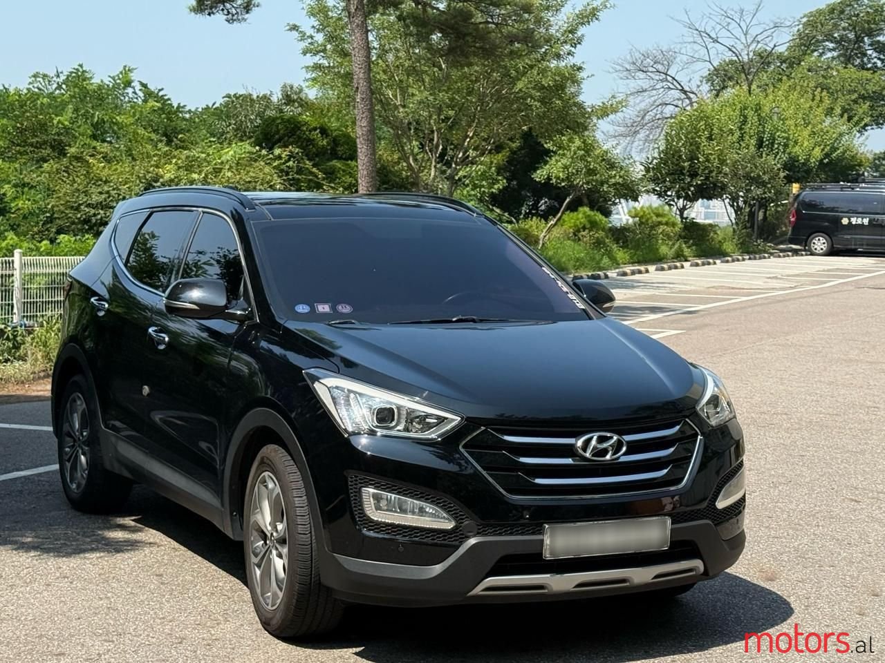 2015' Hyundai Santa Fe photo #3