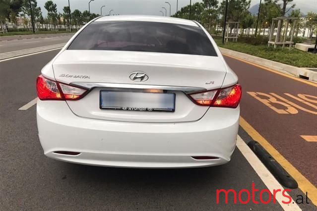 2015' Hyundai Sonata photo #5
