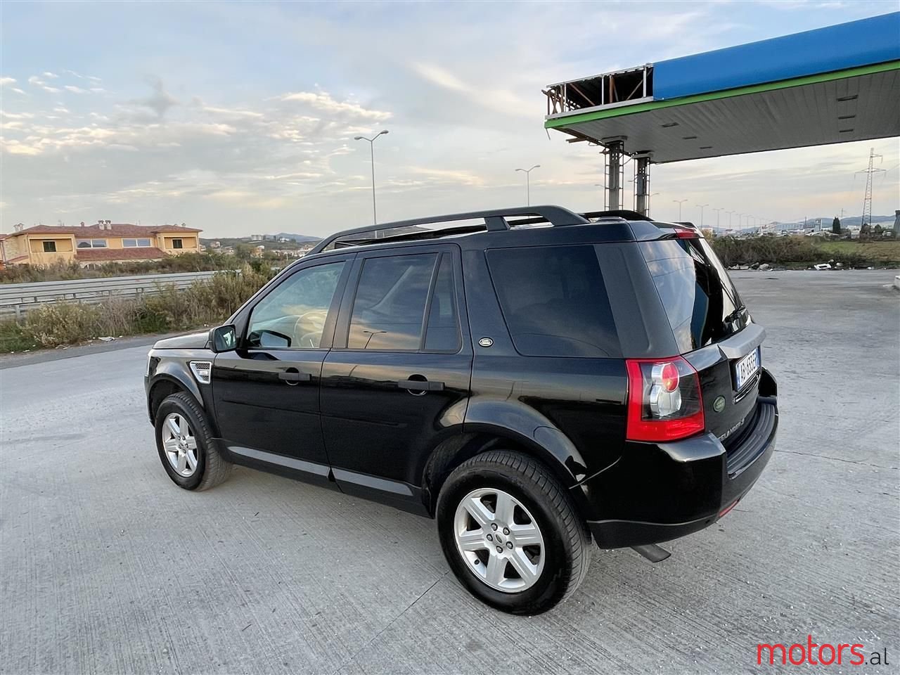2010' Land Rover Freelander photo #4