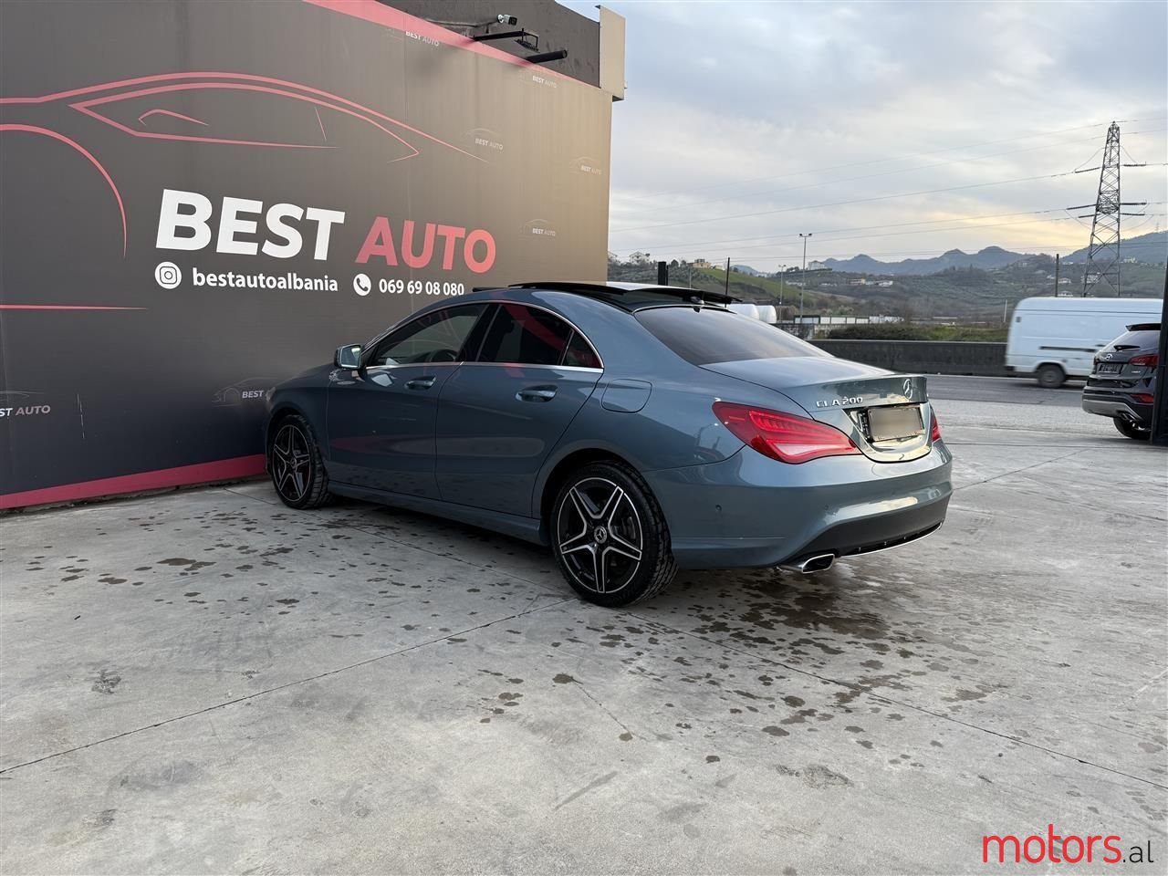 2014' Mercedes-Benz CLA 200 photo #2