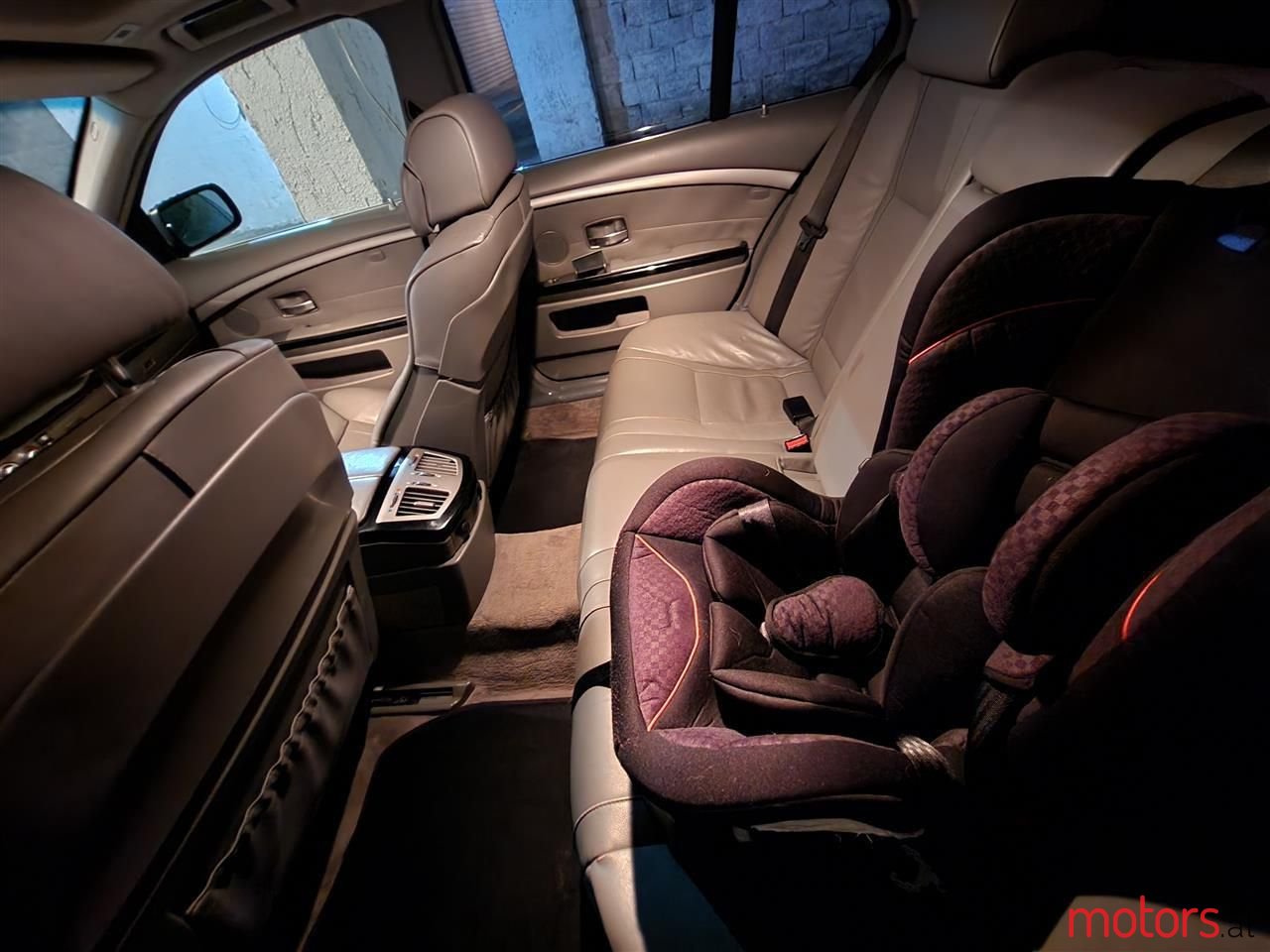 2007' BMW 730 photo #6