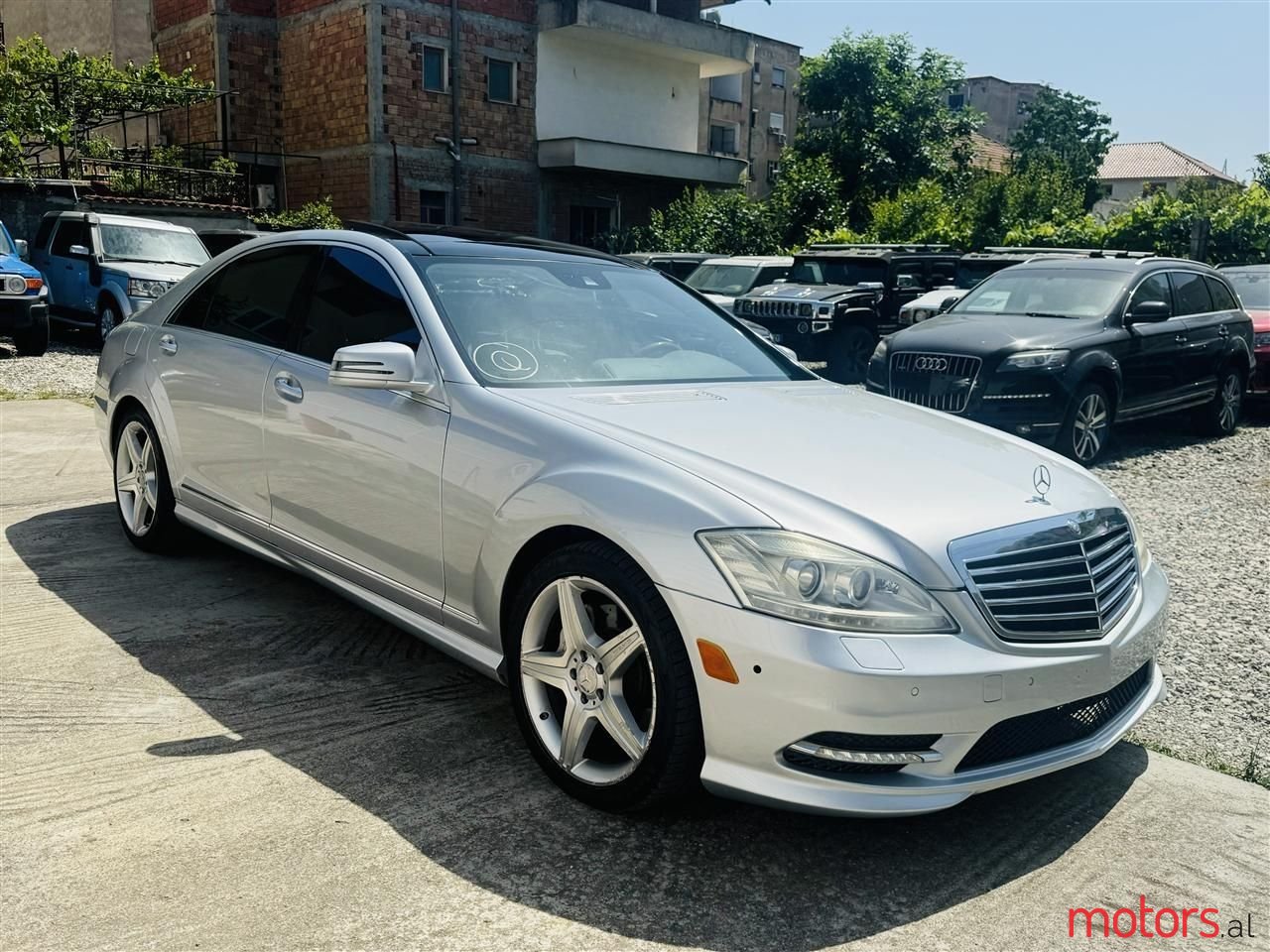 2010' Mercedes-Benz S 550 photo #4