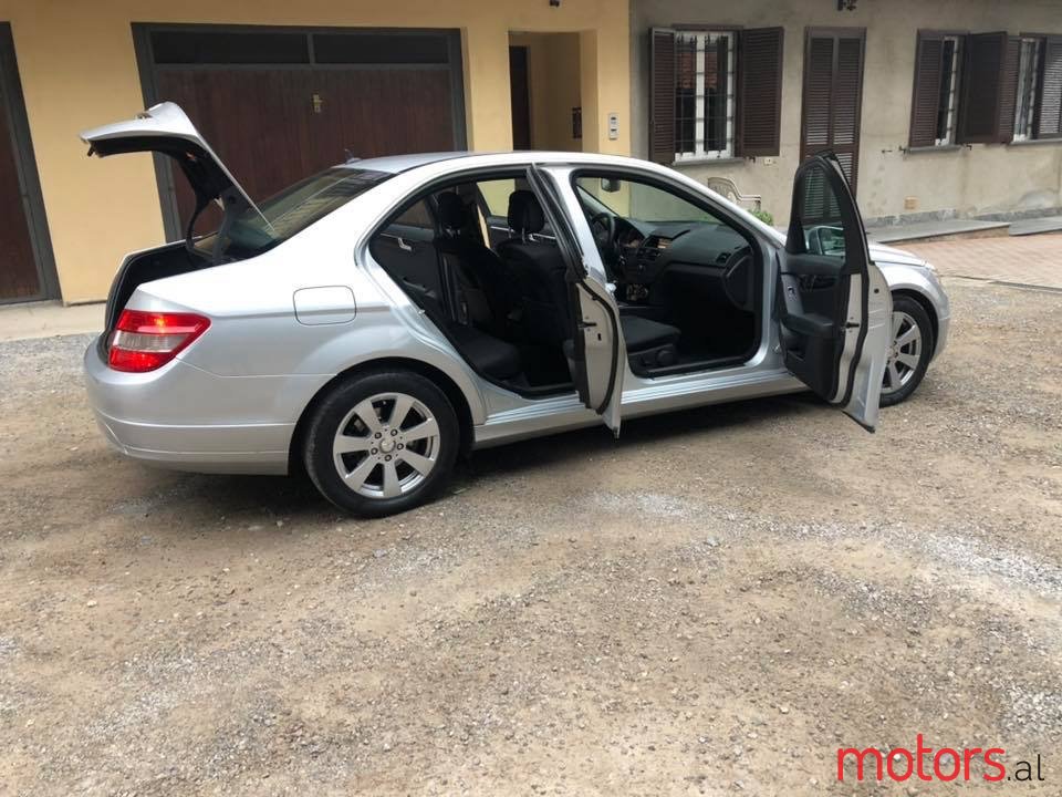 2009' Mercedes-Benz C-Class photo #7