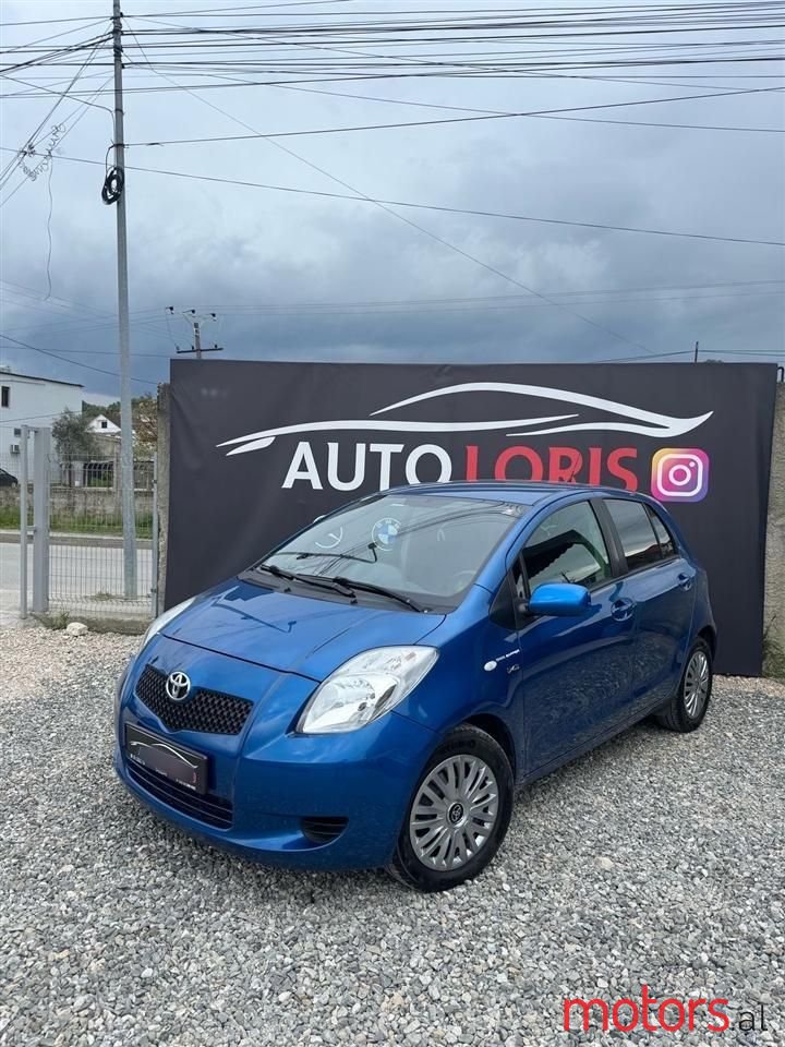 2007' Toyota Yaris photo #2