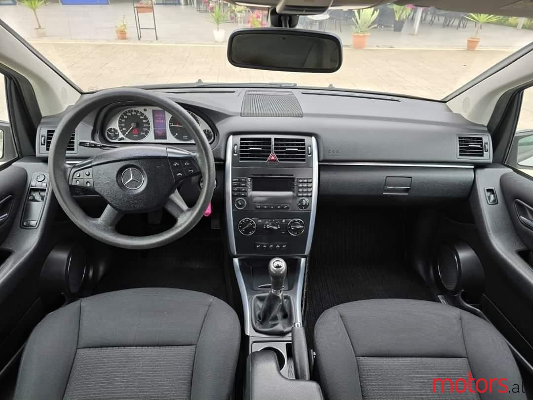 2008' Mercedes-Benz B 180 photo #5