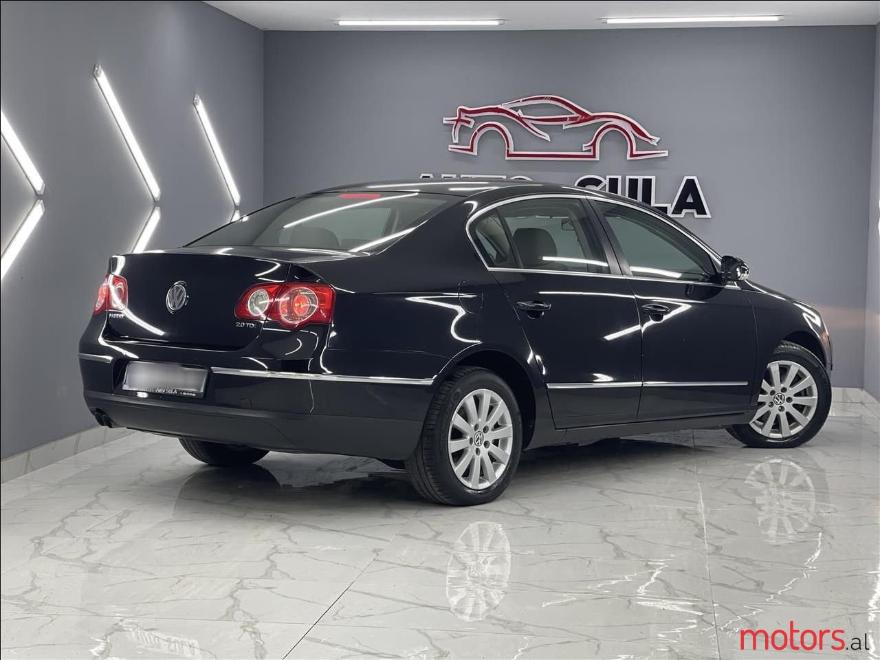 2008' Volkswagen Passat photo #3