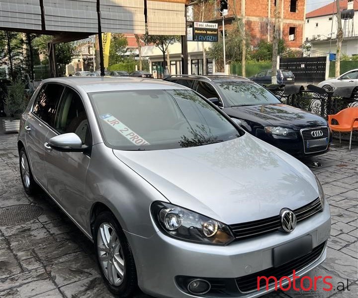 2012' Volkswagen Golf photo #2