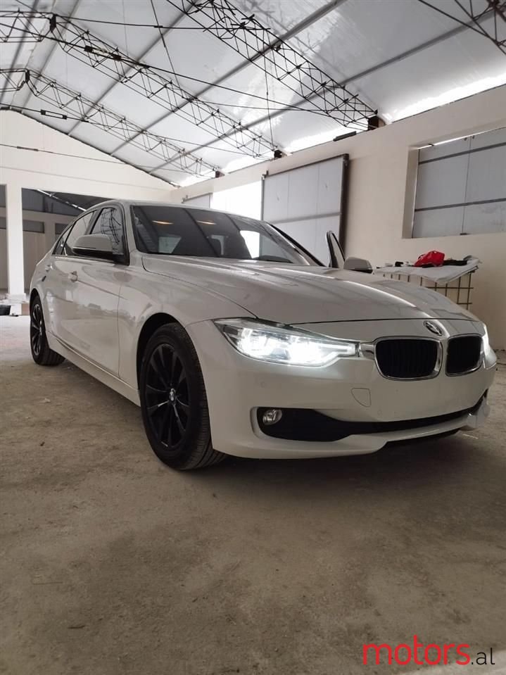 2016' BMW 320 photo #1