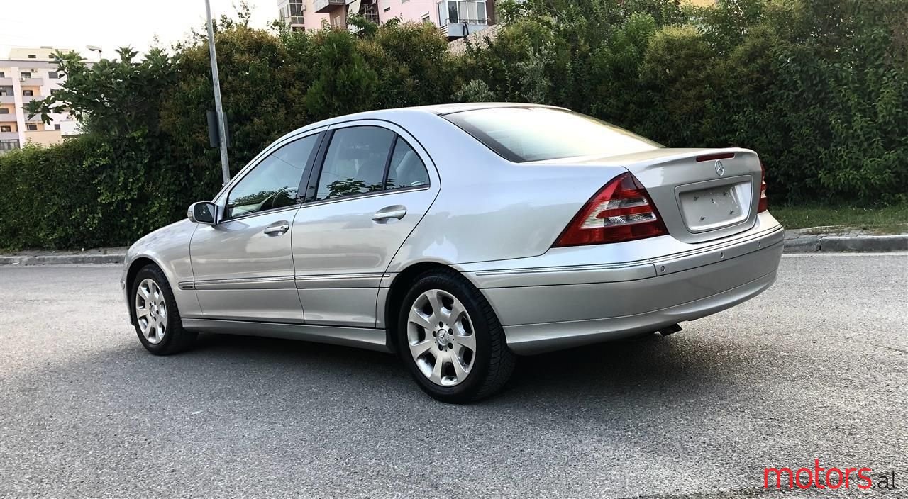 2004' Mercedes-Benz C 200 photo #6