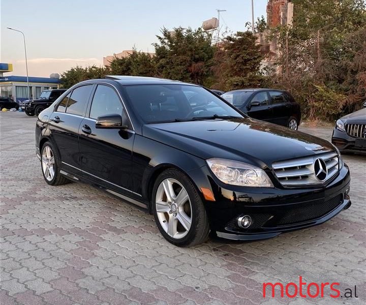 2010' Mercedes-Benz C 300 photo #1