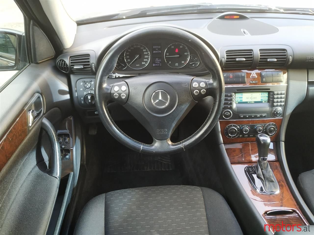 2006' Mercedes-Benz C 220 photo #2