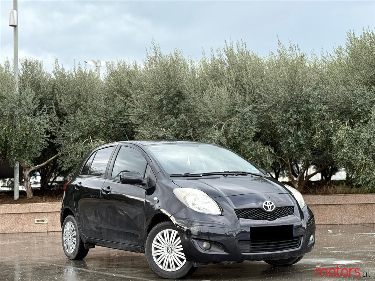 2012' Toyota Yaris photo #1