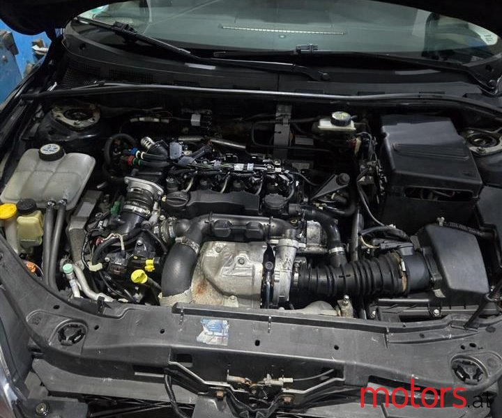 2007' Mazda 3 photo #5