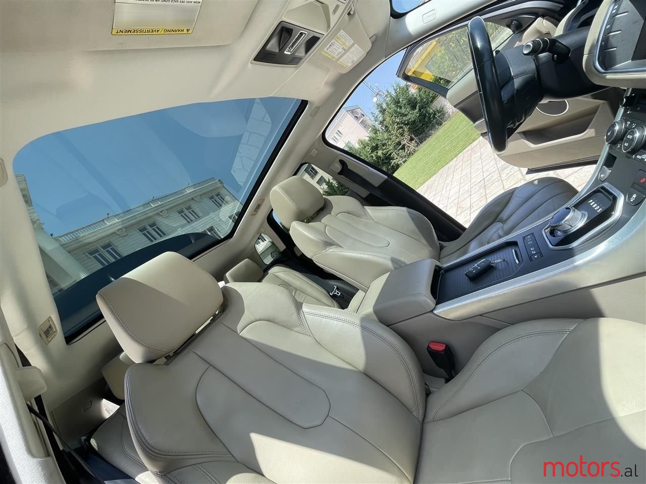 2013' Land Rover Range Rover Evoque photo #6