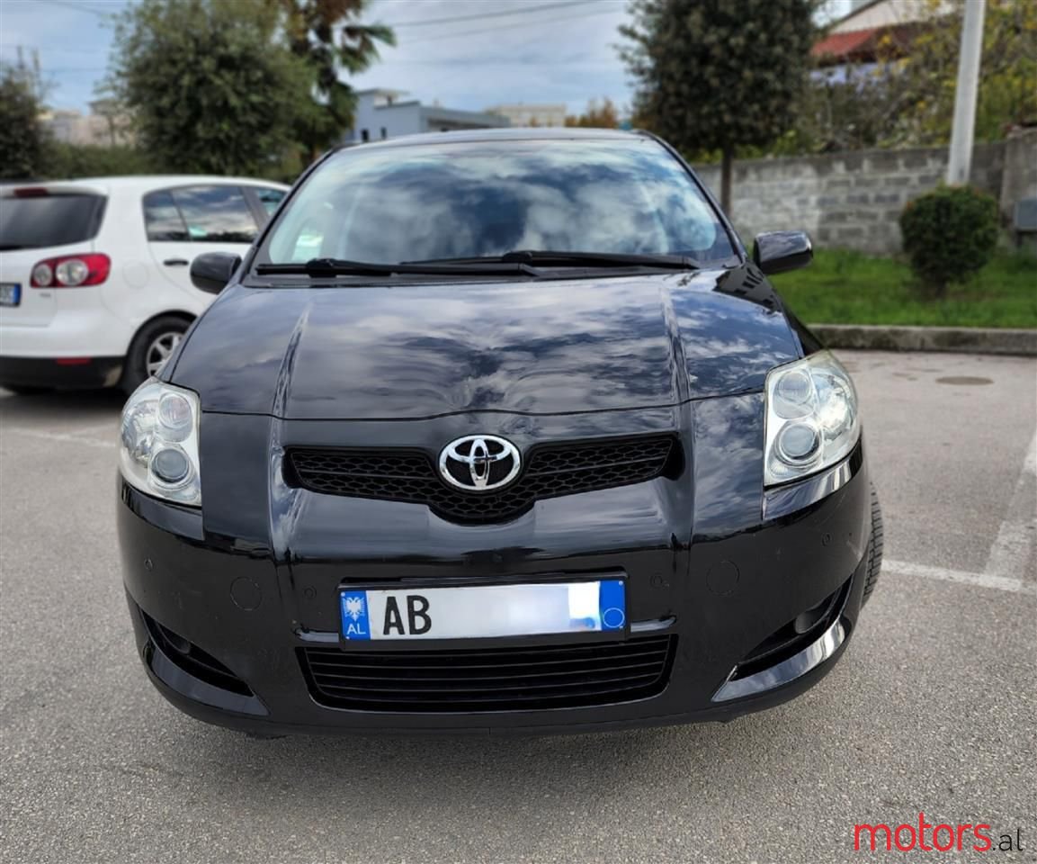 2008' Toyota Auris photo #4