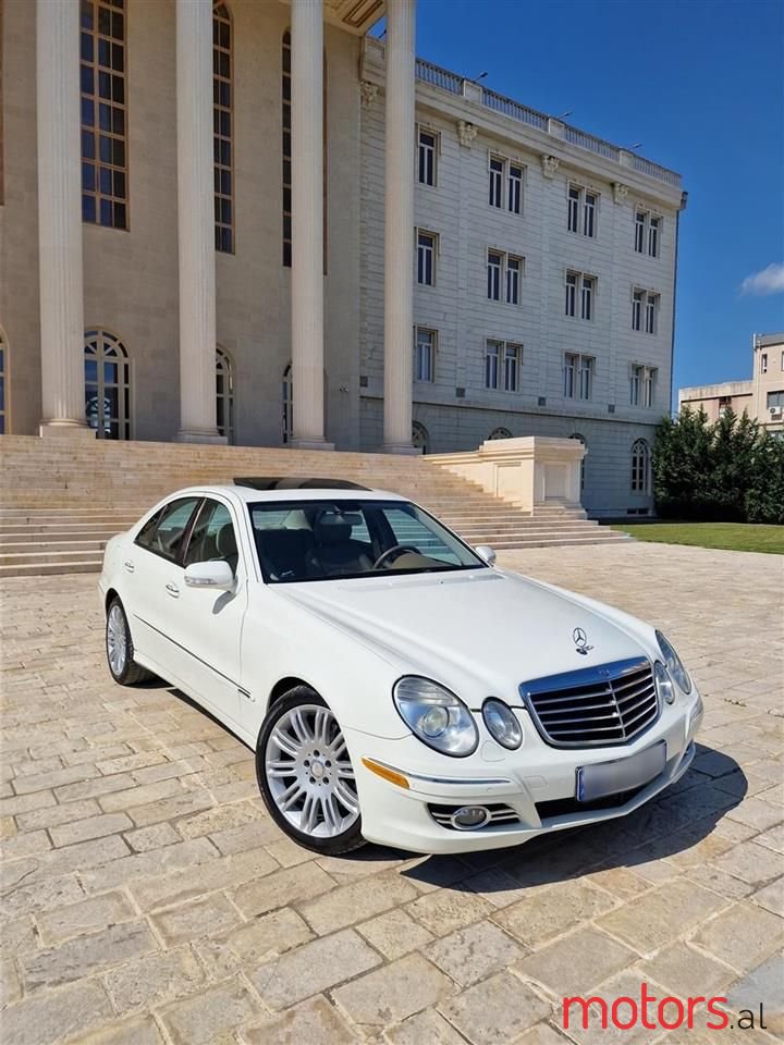 2009' Mercedes-Benz E 300 photo #5