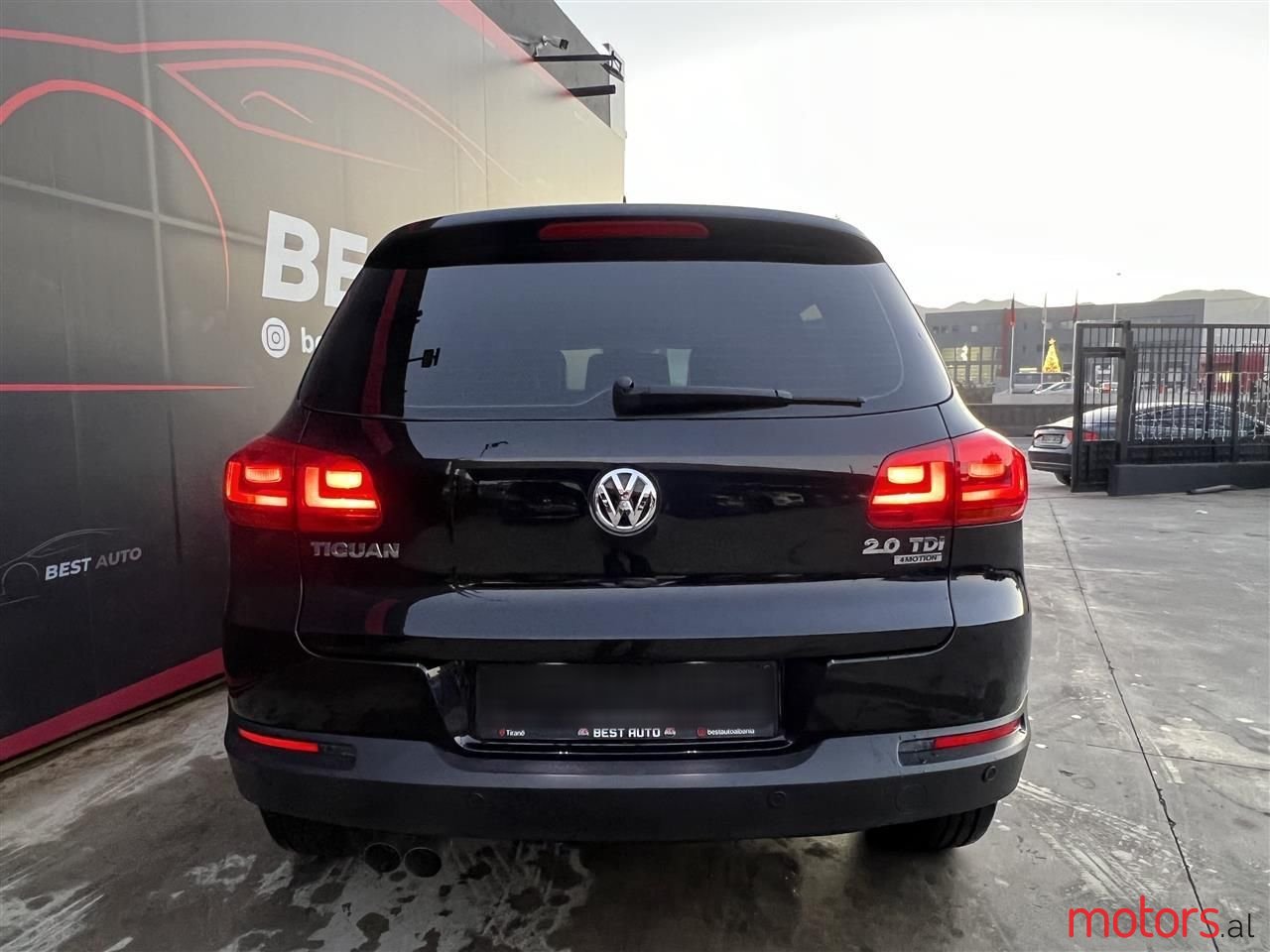 2014' Volkswagen Tiguan photo #4