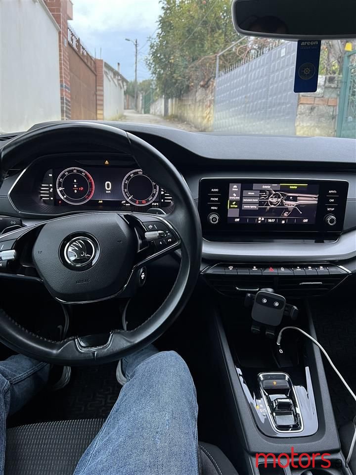 2020' Skoda Octavia photo #5