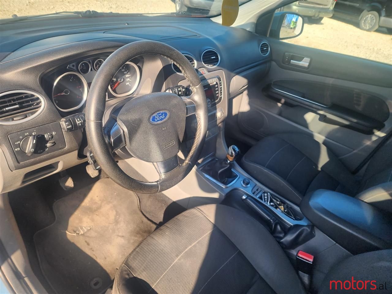 2009' Ford Focus photo #6