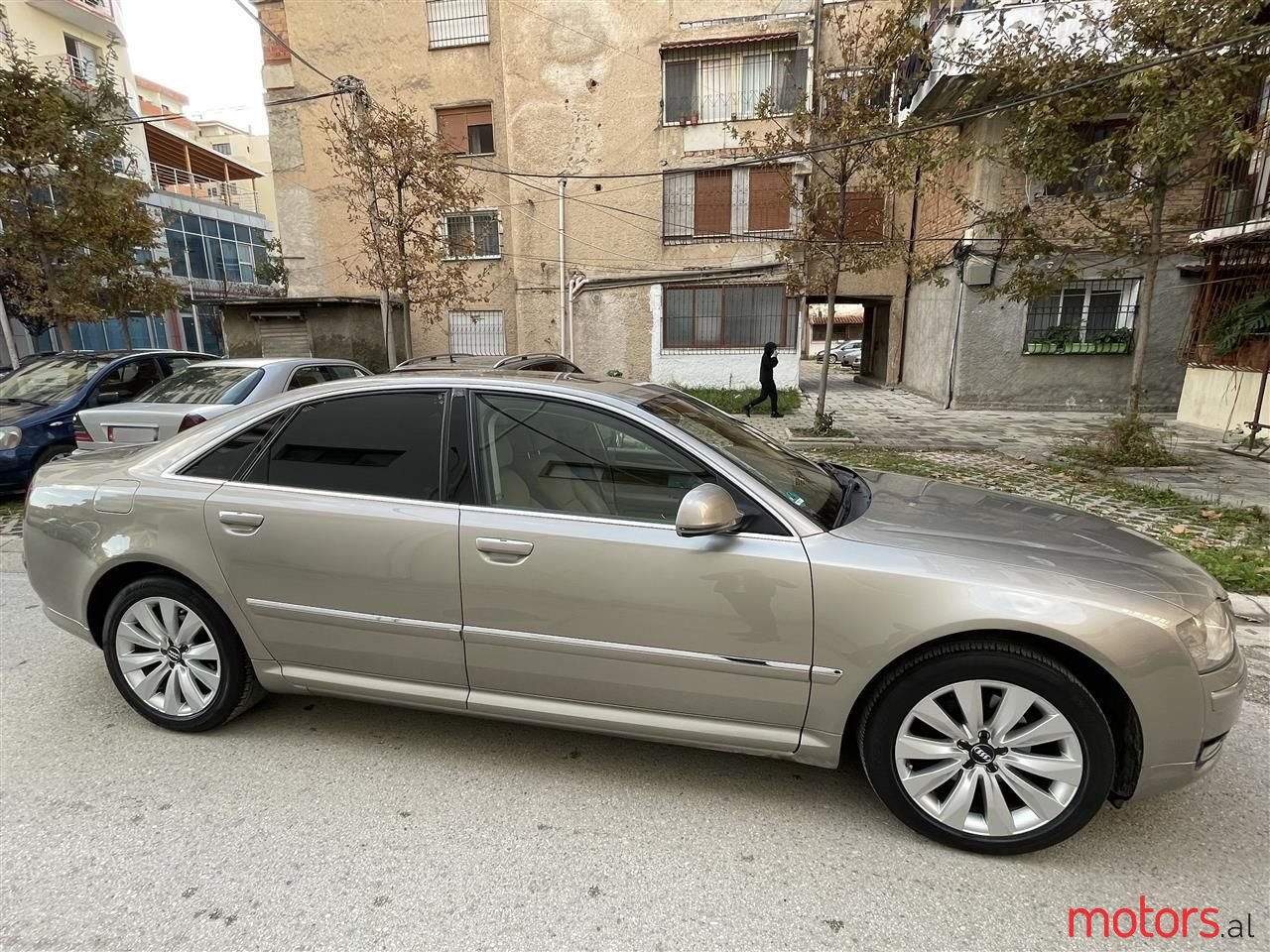 2008' Audi A8 photo #2