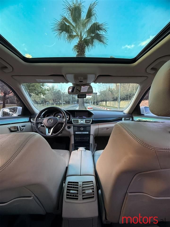 2015' Mercedes-Benz E 220 photo #4
