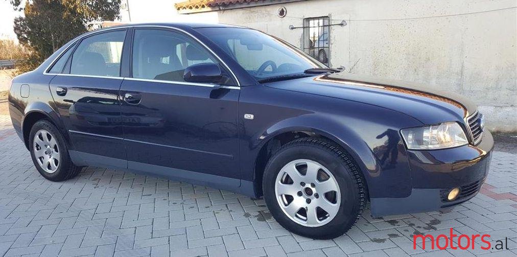 2001' Audi A4 photo #1