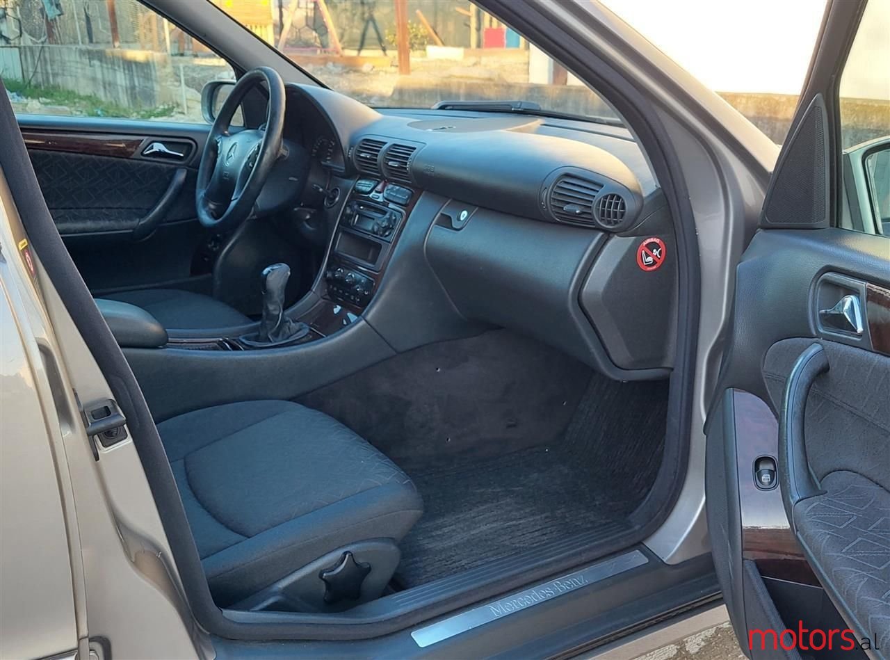 2004' Mercedes-Benz C 180 photo #6